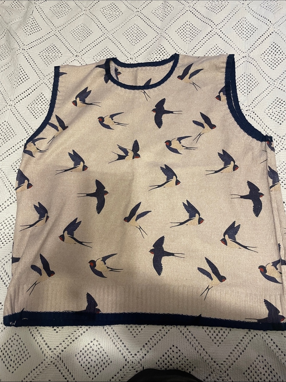 Sleeveless Crewneck Top in Light Peach with Navy Swallow Motif